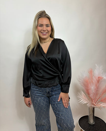 SILKY WRAP BLOUSE MET STRIKDETAIL ZWART 139201